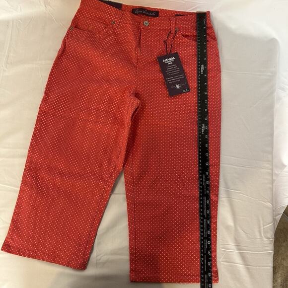 Gloria Vanderbilt NEW AMANDA Capri Jean Classic Fit Size 10-CORALw/Polka Dot NWT - Picture 3 of 14